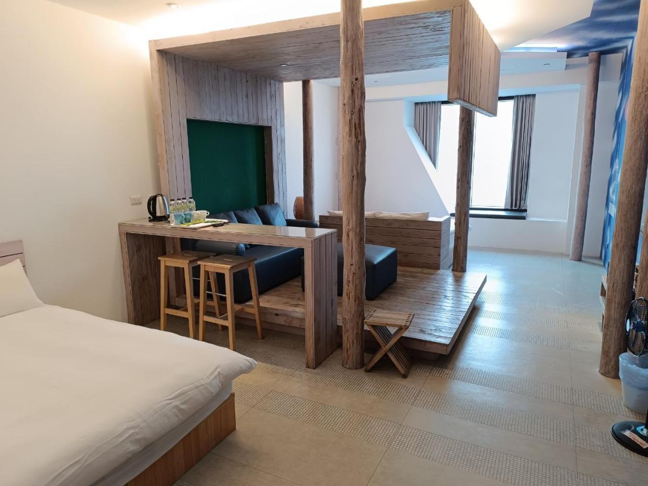 Apartamento 三条文旅 Kaohsiung Exterior foto